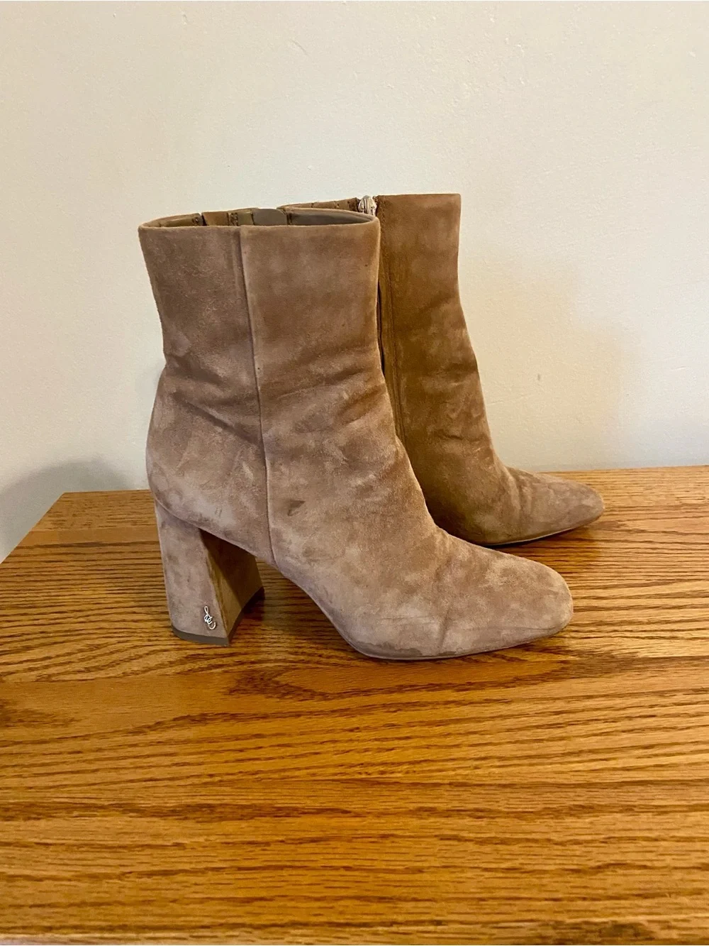 Sam Edelman Taupe tan CODIE 7 W Wide Suede Block Heel Booties soft chunk square